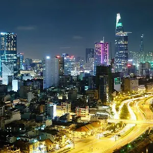 Apartment Spacious Saigon - Infinity Pool Signature